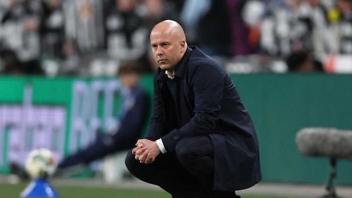 Liverpool Hampir Juara, Arne Slot Tetap Sebut Premier League Sulit