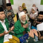 PC GP Ansor Jakarta Barat dalam rangka testimoni Refleksi Pergerakan mengunjungi tokoh Ulama Kharismatik Abuya Muhtadi dan sekaligus berziarah untuk mendiang Ayahanda Abuya Muhtadi, Almagfurlah KH Abuya Dimyati Banten.