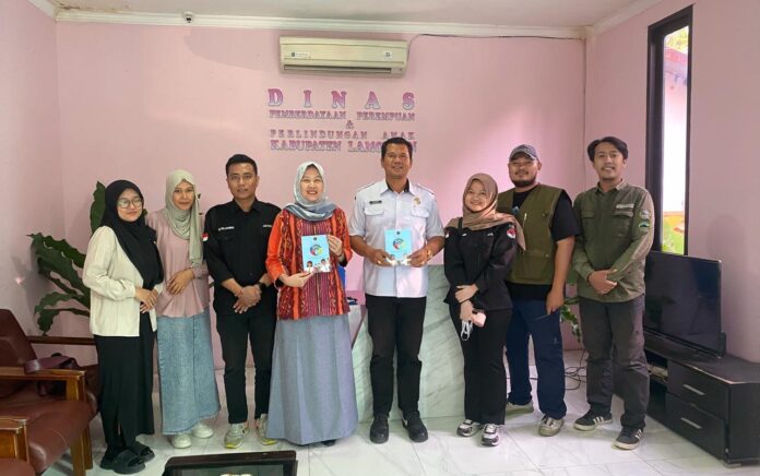 Lindungi Perempuan dan Anak dari Radikalisme, DPPPA Lamongan Gelar FGD Bersama Duta Damai BNPT Regional Jawa Timur dan PC Fatayat NU Lamongan